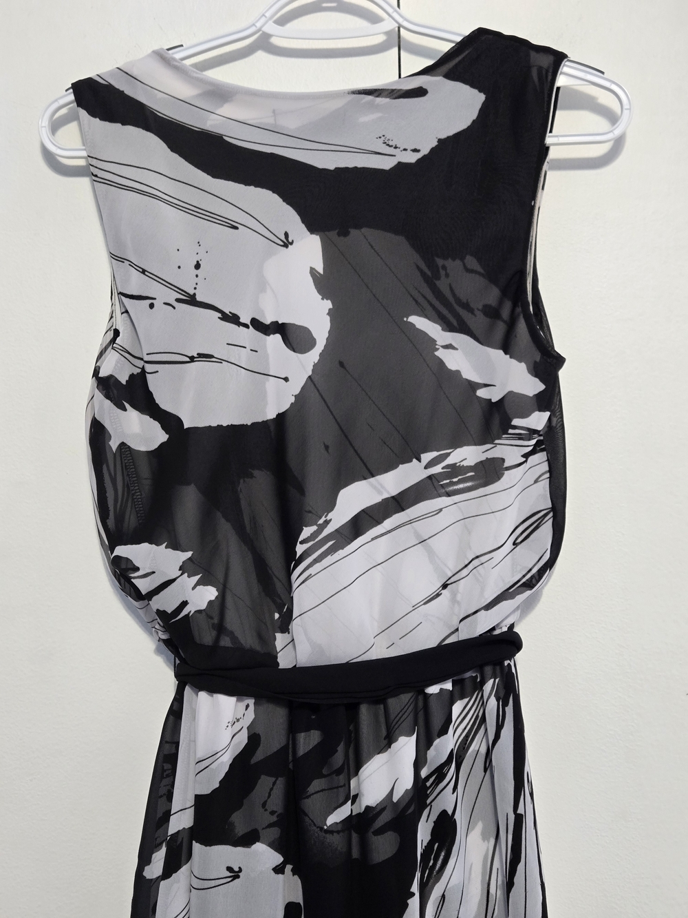 Express‎ Black White Abstract Print Sleeveless Belted Dress Size Small - Picture 6 of 6
